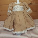 Платье из шелка на антикварную или винтажную куклу рост 20-22 см