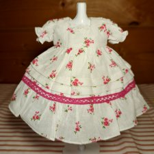 Платье на антикварную или винтажную куклу рост 20-22 см