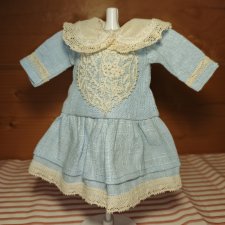 Платье на антикварную или винтажную куклу рост 22-24 см