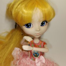 Кукла Pullip Sailor Moon Пуллип Сейлормун