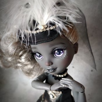 Нескромное обаяние монохрома