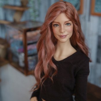 Luna dolls  - Lita  в кафе