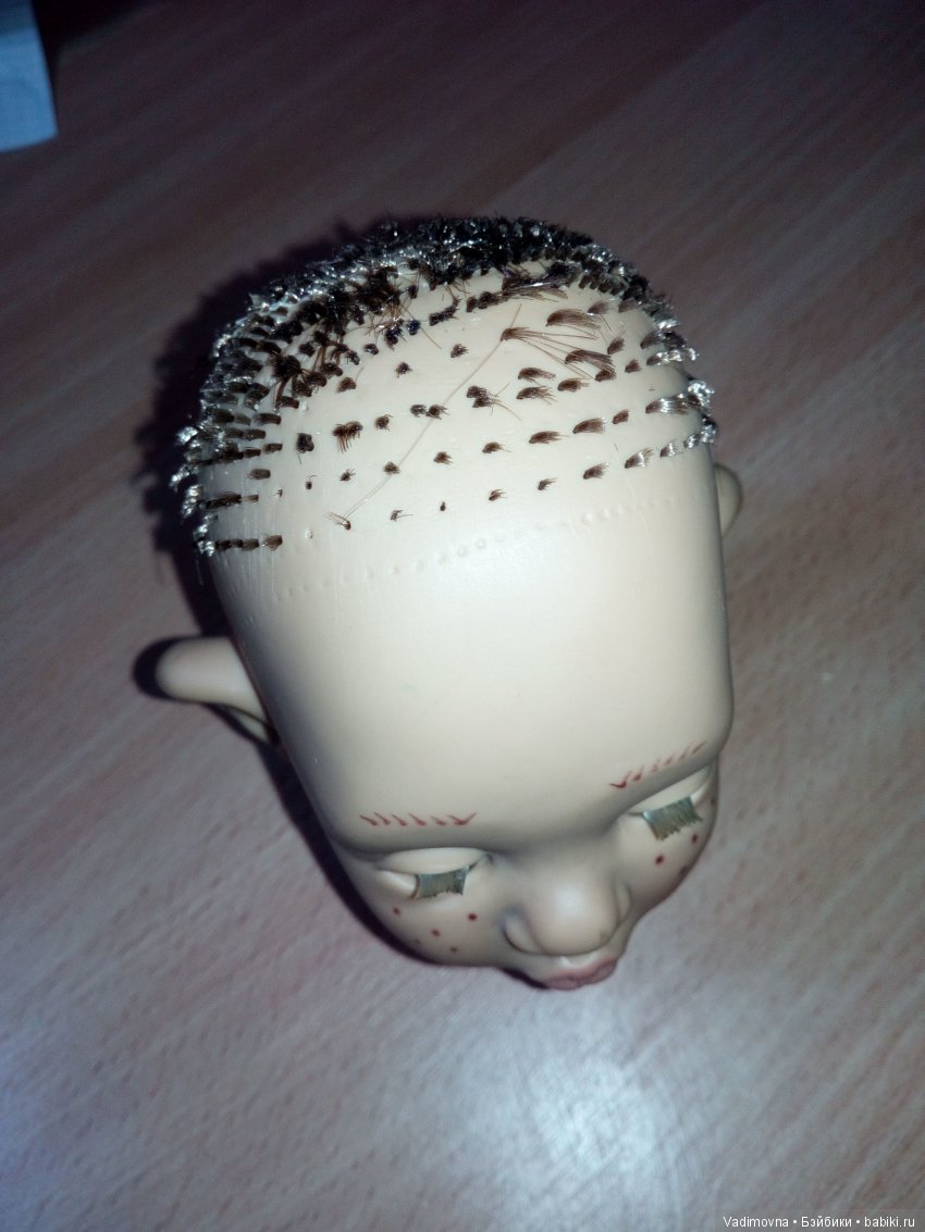 Прошивка волос характерной кукле (фото 4)