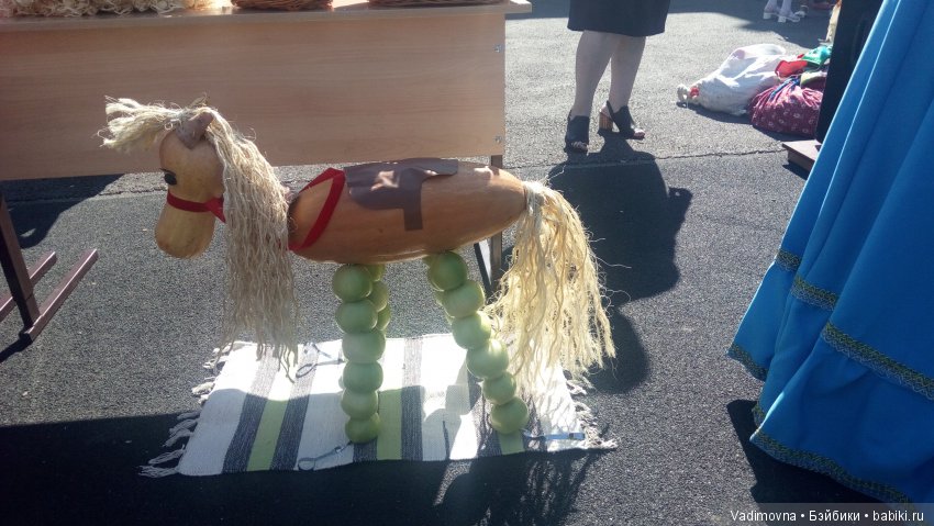 Ежегодная школьная осенняя ярмарка научит