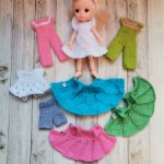 Новая "порция " вязаной одежды для маленькой куколки 11-12см