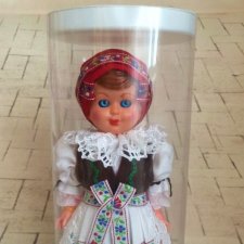 Куклы в национальных чешских костюмах