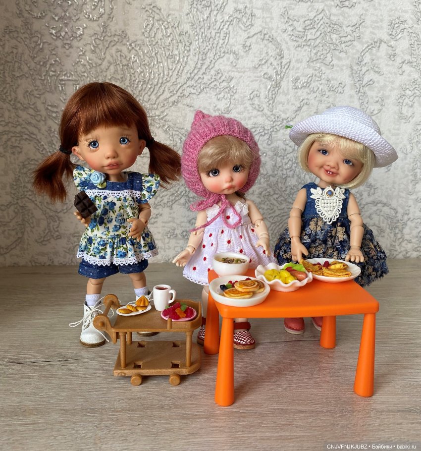 А что мы привезли? А мы привезли обновки:))))