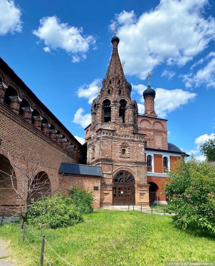 Люськина прогулка по Москве