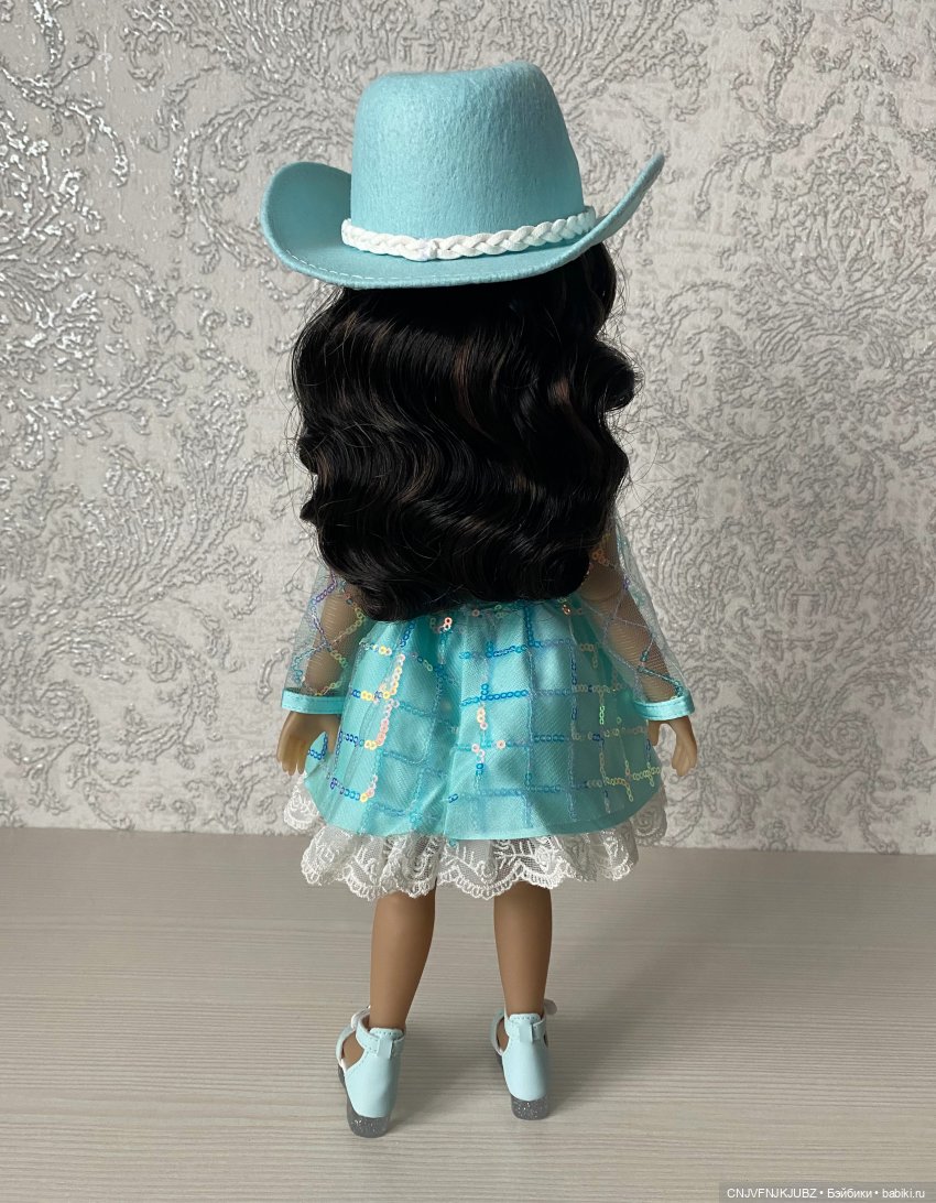 Праздничная Кэнди | Бэйбики Праздничная Кэнди — Куклы Ruby Red (Руби Ред) Fashion Friends: Siblies