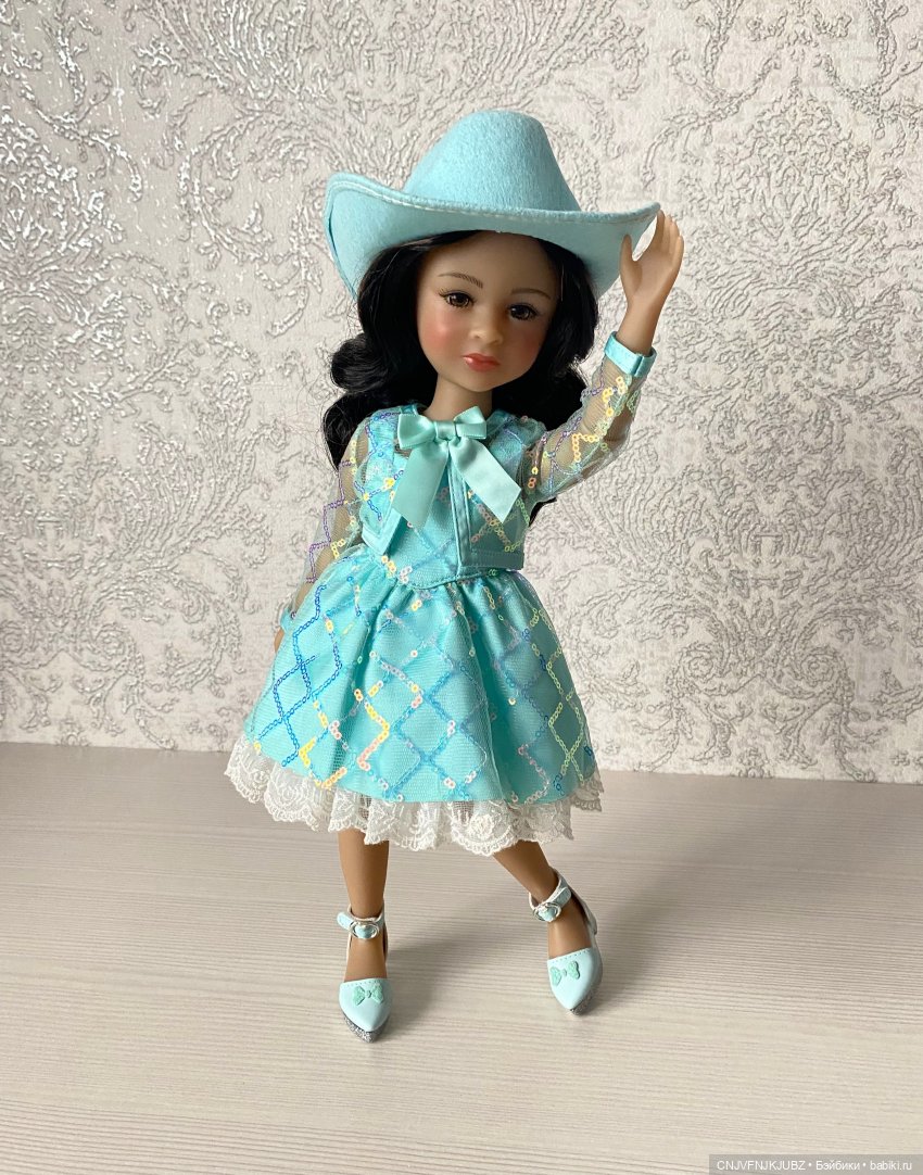 Праздничная Кэнди | Бэйбики Праздничная Кэнди — Куклы Ruby Red (Руби Ред) Fashion Friends: Siblies