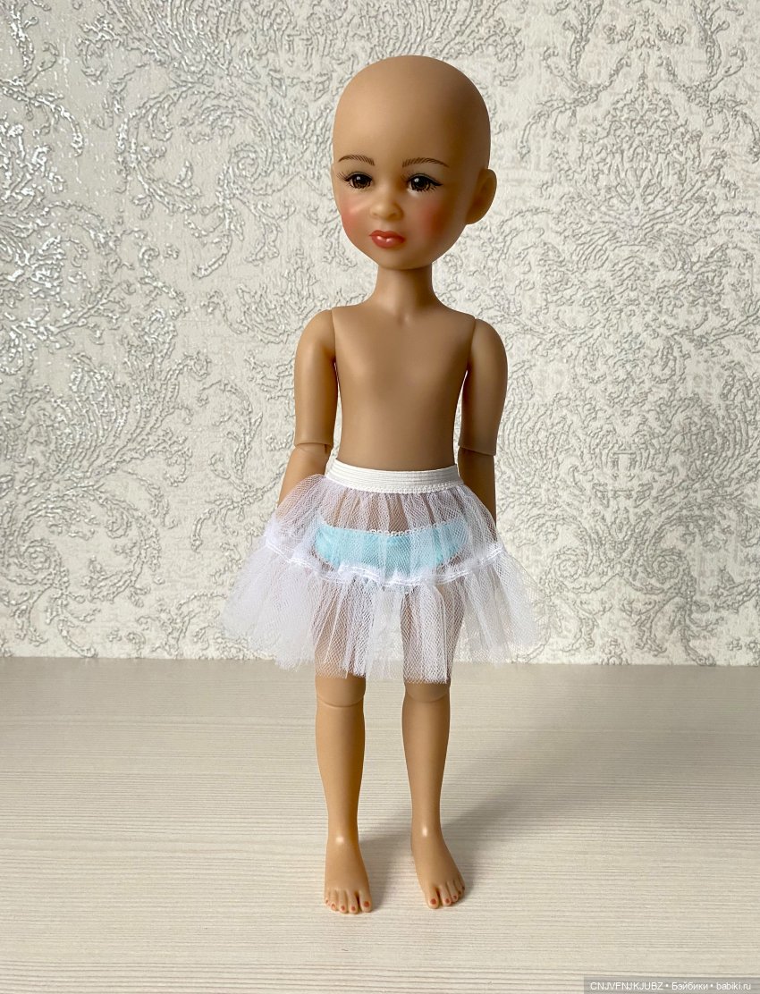 Праздничная Кэнди | Бэйбики Праздничная Кэнди — Куклы Ruby Red (Руби Ред) Fashion Friends: Siblies (фото 5)