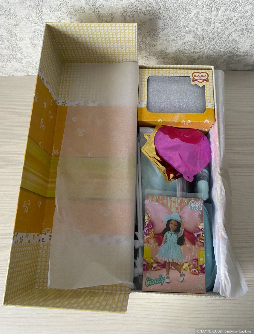 Праздничная Кэнди | Бэйбики Праздничная Кэнди — Куклы Ruby Red (Руби Ред) Fashion Friends: Siblies