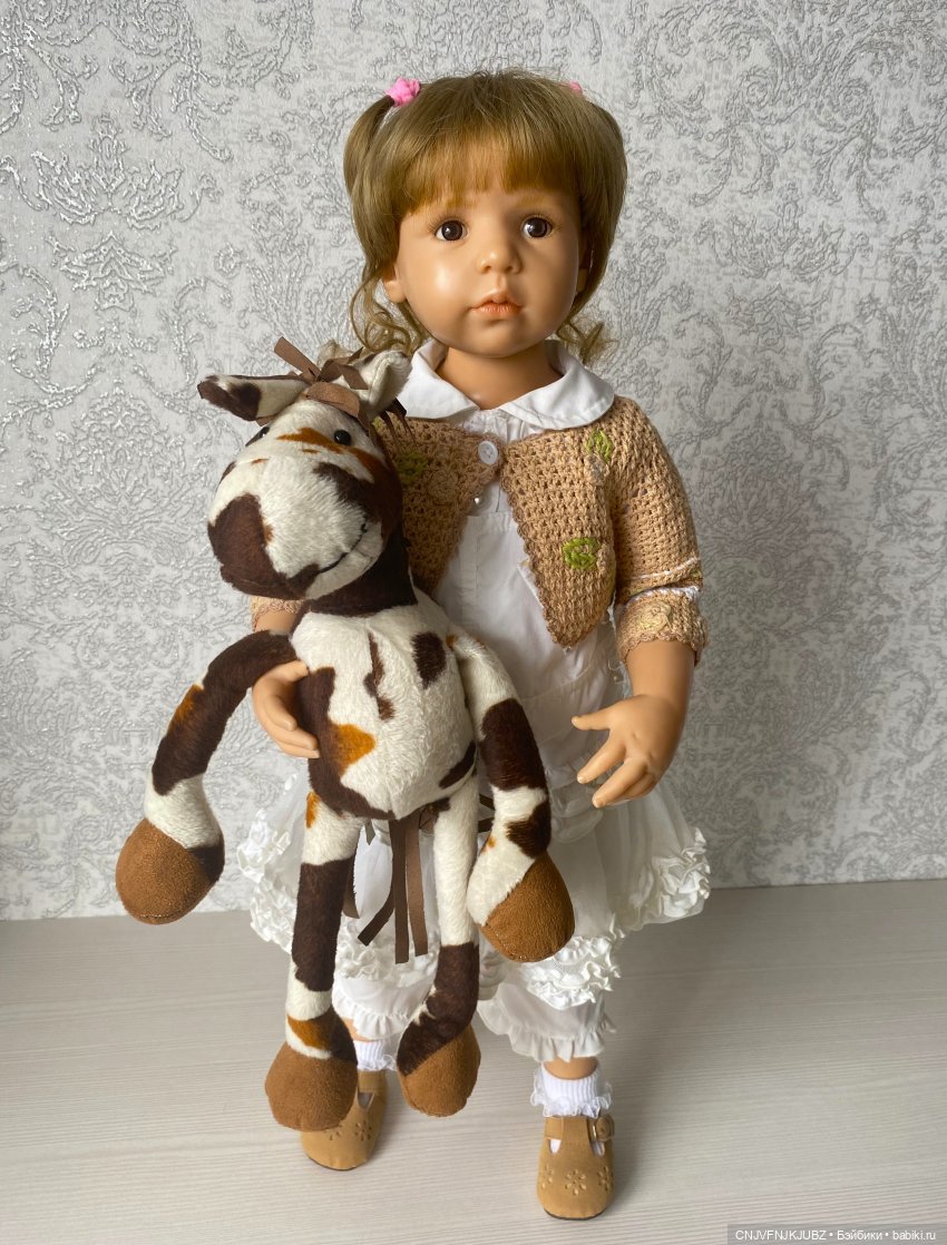 Мои большие девочки: Конни