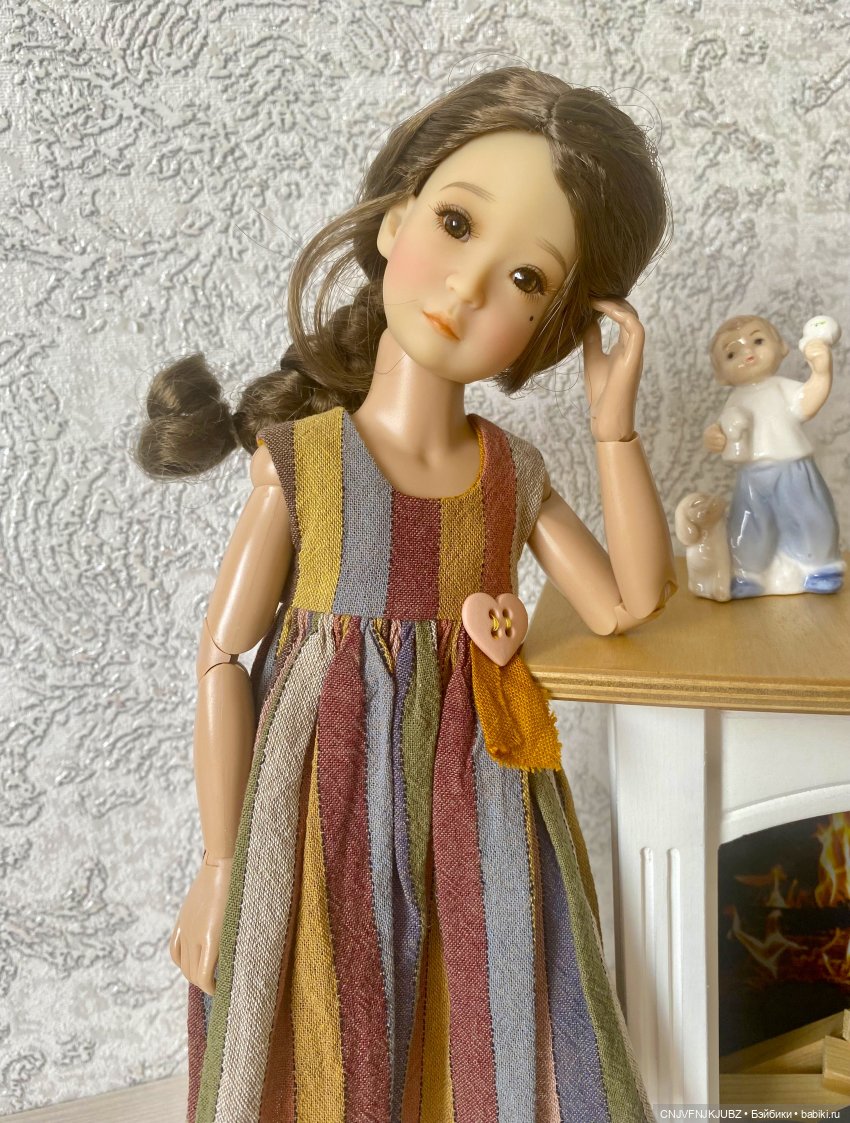 Александра — Куклы Ruby Red (Руби Ред) Fashion Friends: Siblies