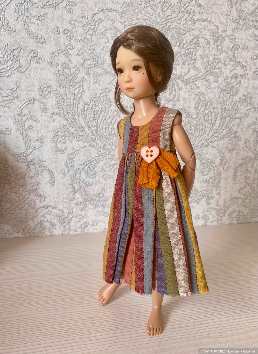 Александра — Куклы Ruby Red (Руби Ред) Fashion Friends: Siblies