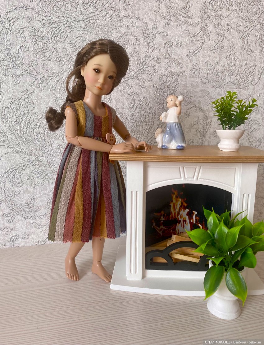 Александра — Куклы Ruby Red (Руби Ред) Fashion Friends: Siblies