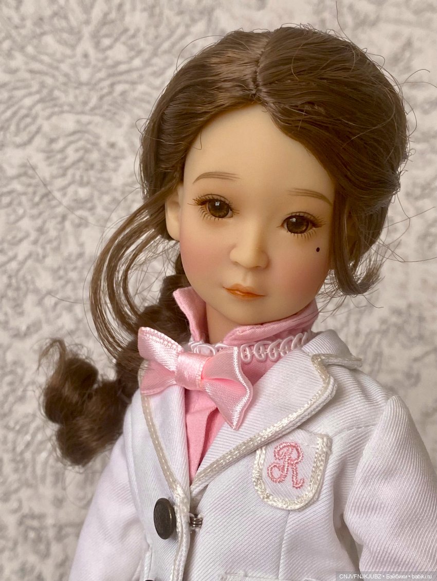 Александра — Куклы Ruby Red (Руби Ред) Fashion Friends: Siblies (фото 10)