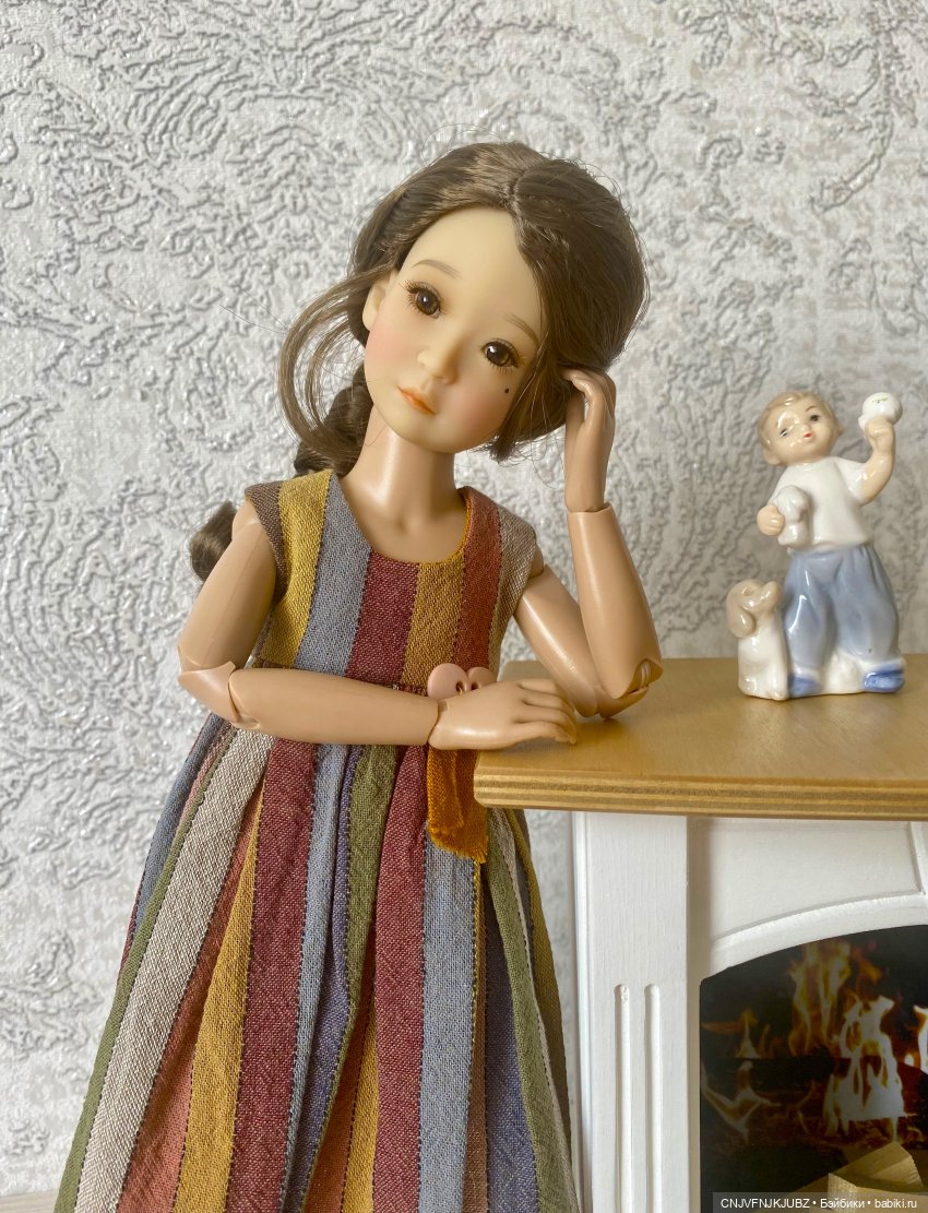 Александра — Куклы Ruby Red (Руби Ред) Fashion Friends: Siblies