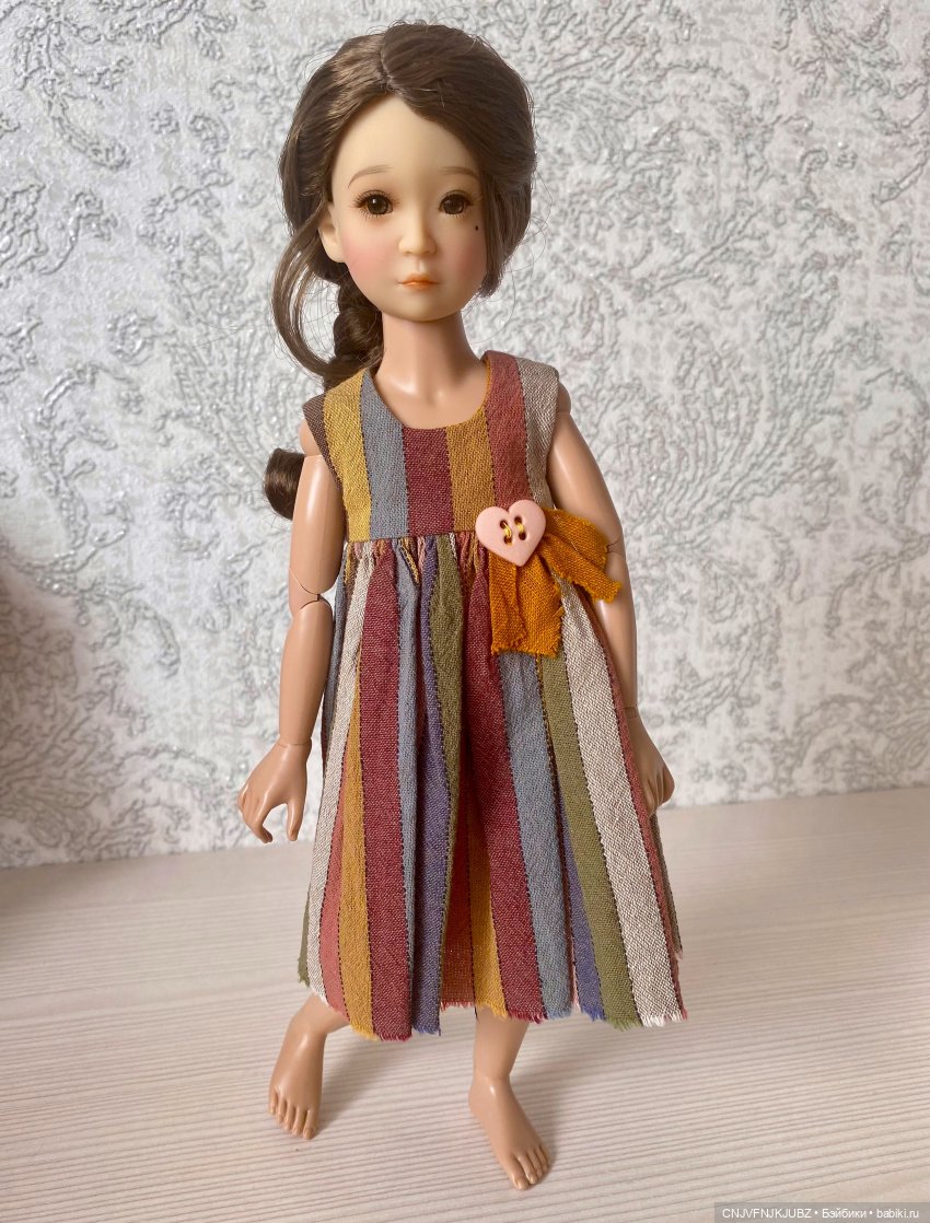 Александра — Куклы Ruby Red (Руби Ред) Fashion Friends: Siblies