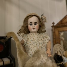 Антикварная кукла