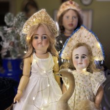 Антикварные куклы и Новый Год
