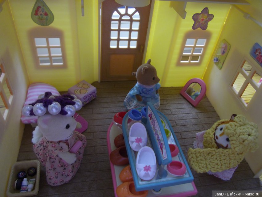 Sylvanian Families — Sylvanian Families (Сильвания Фэмили): домики