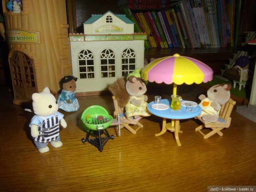 Sylvanian Families — Sylvanian Families (Сильвания Фэмили): домики