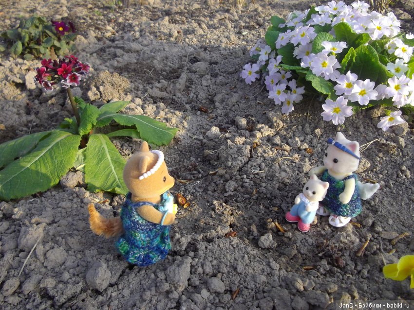 Sylvanian Families:весенняя прогулка сильванийцев