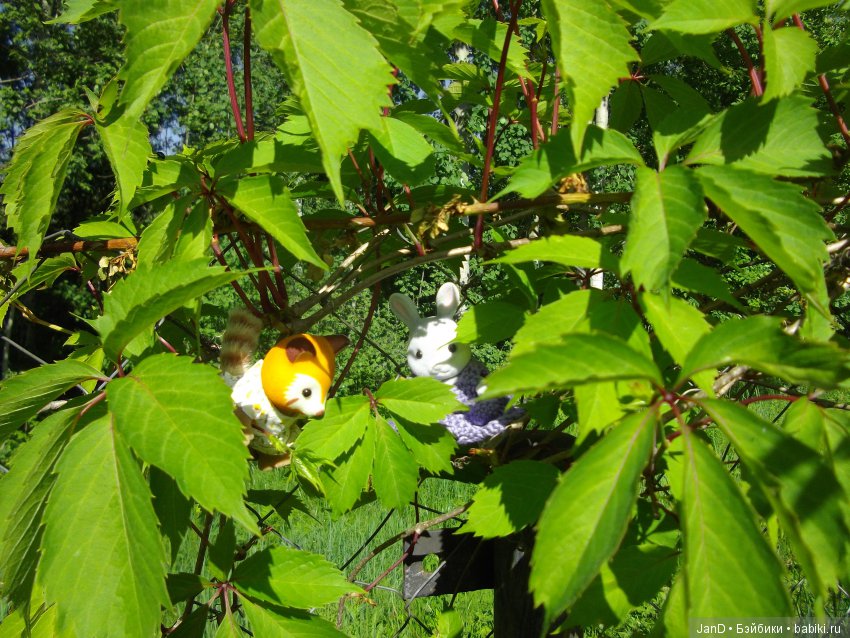 Sylvanian Families: прогулка сильвашек на природе (фото 9)