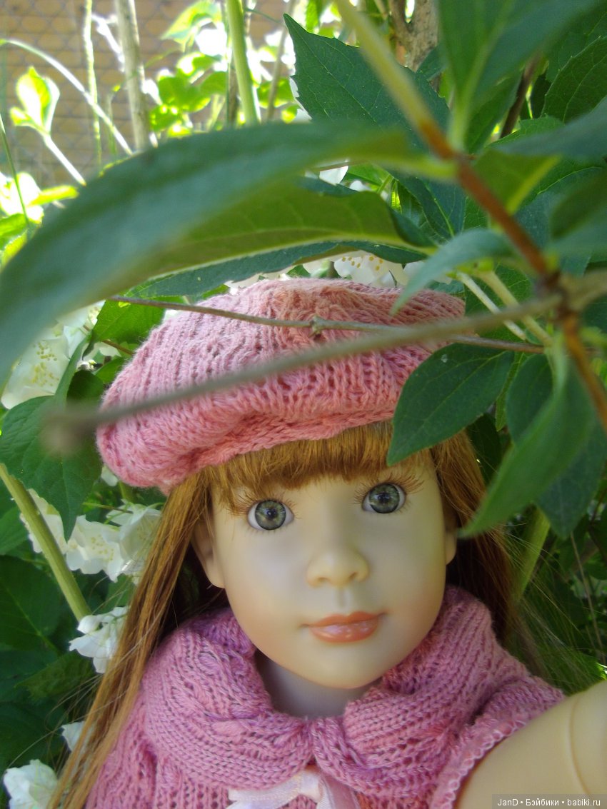 Kidz'N'Cats Люсия на даче (фото 6)