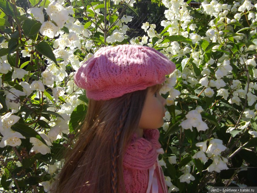 Kidz'N'Cats Люсия на даче (фото 7)