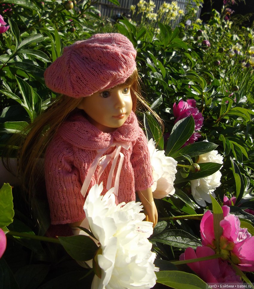 Kidz'N'Cats Люсия на даче