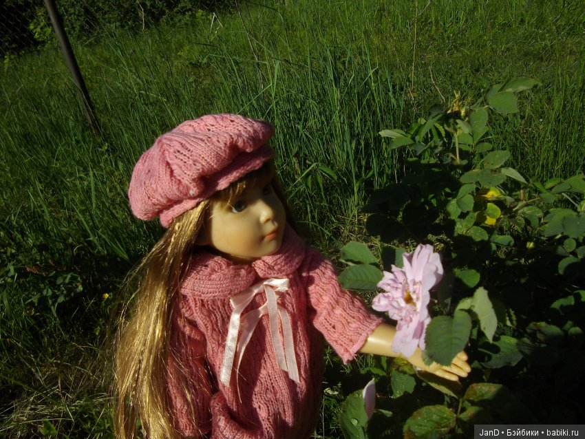 Kidz'N'Cats Люсия на даче (фото 3)