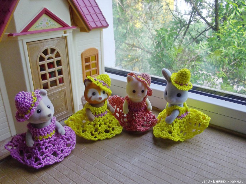 Sylvanian Families: нарядные платья