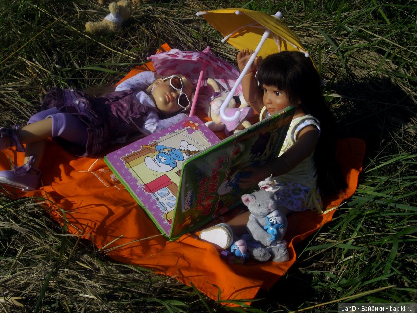 Kidz'N'Cats девчонки на природе