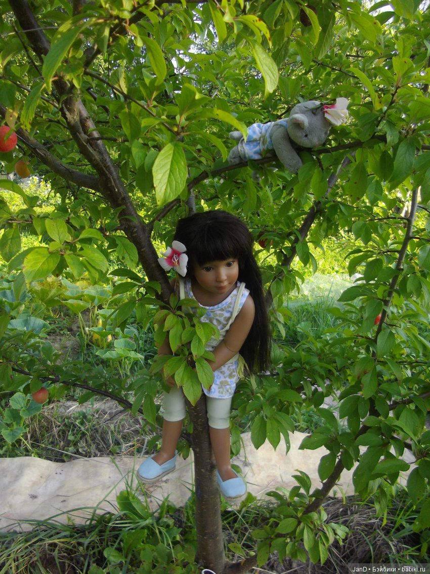 Kidz'N'Cats девчонки на природе