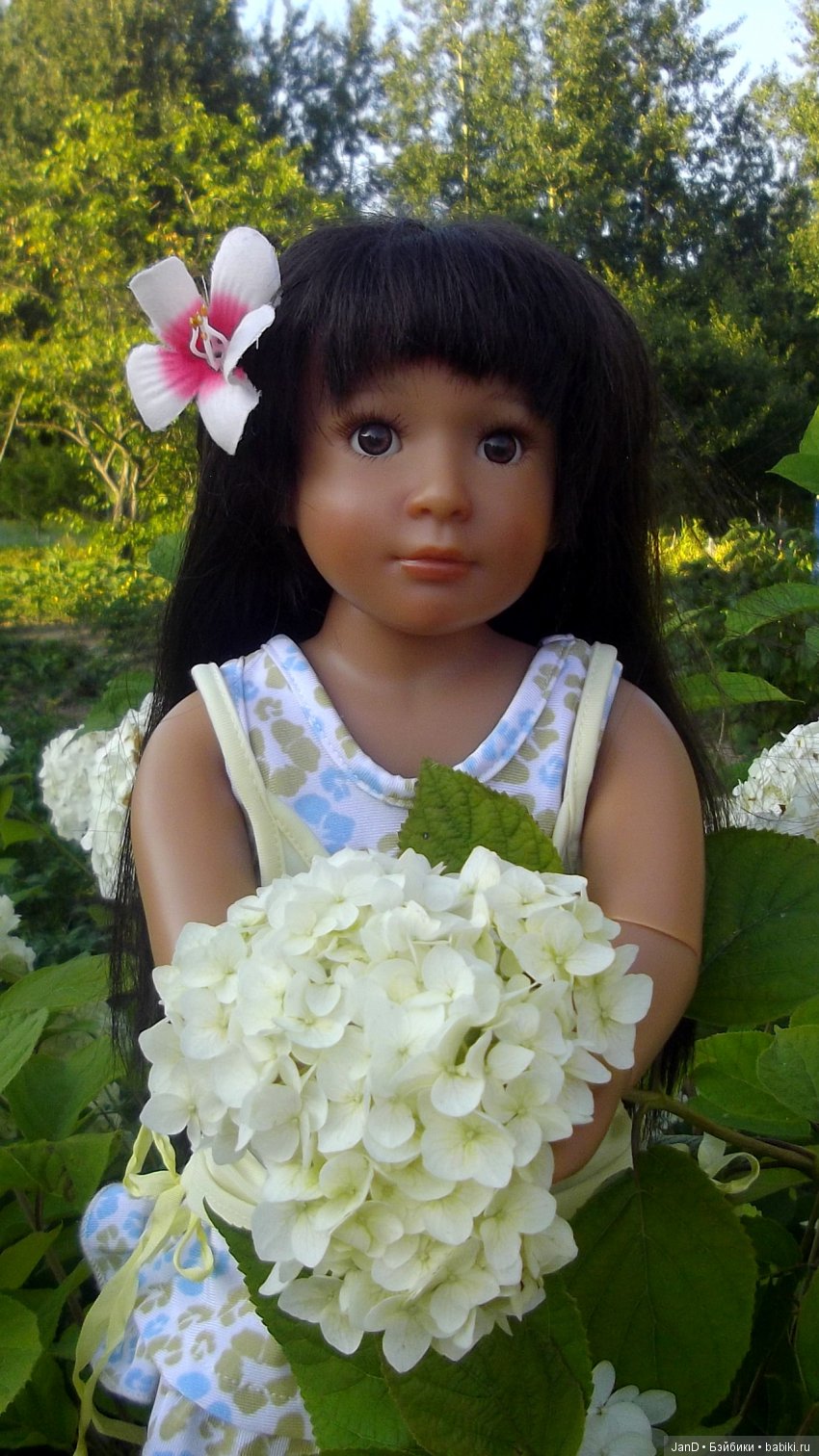 Kidz'N'Cats девчонки на природе