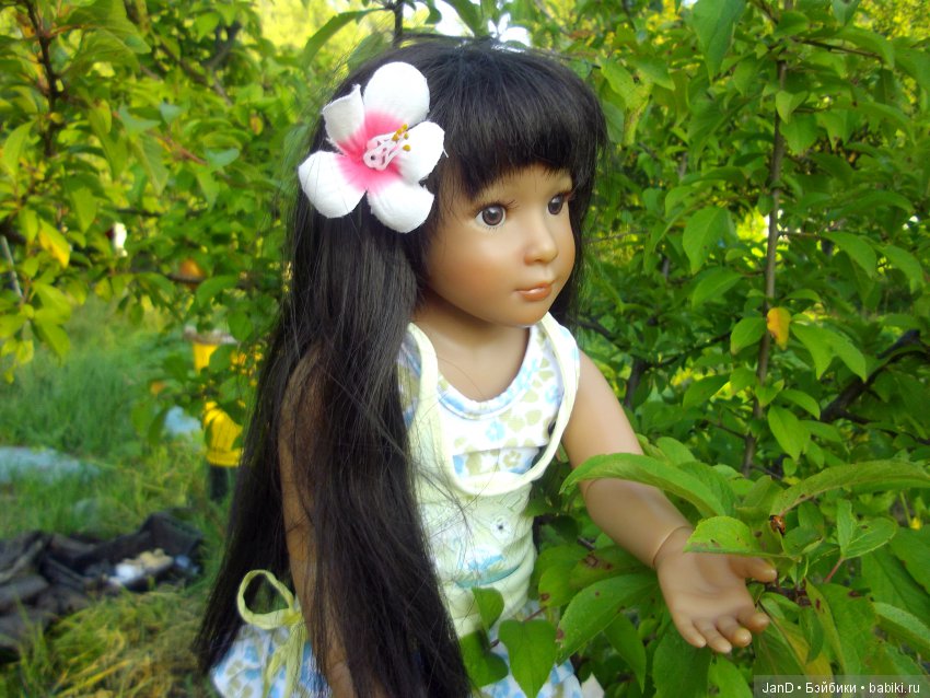 Kidz'N'Cats девчонки на природе