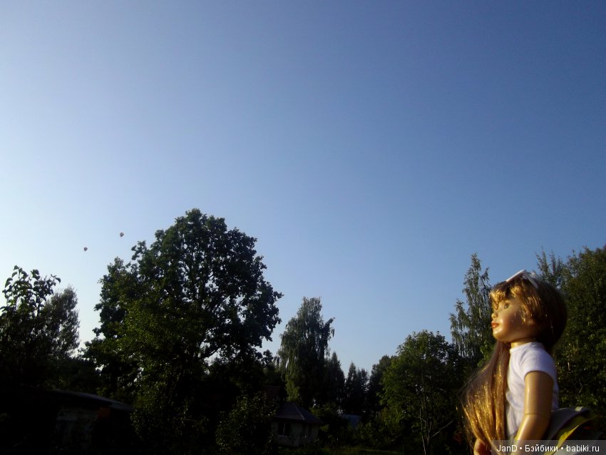 Kidz'N'Cats девчонки на природе