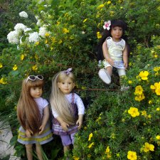 Kidz'N'Cats девчонки на природе