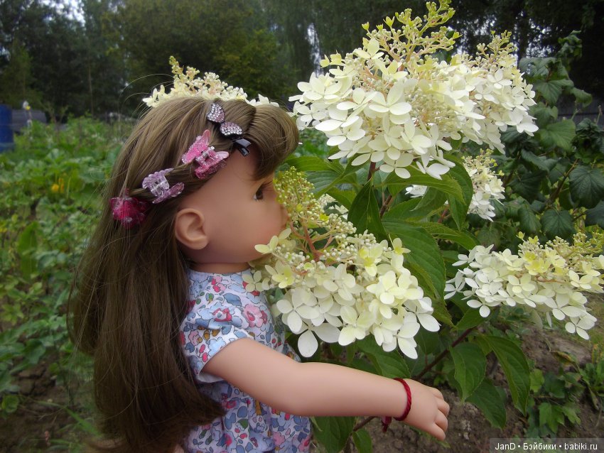 Gotz брюнетка Ханна. Летняя пора