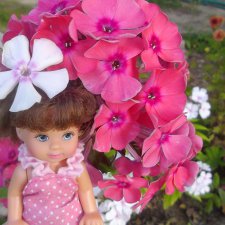 Evi Simba на прогулке