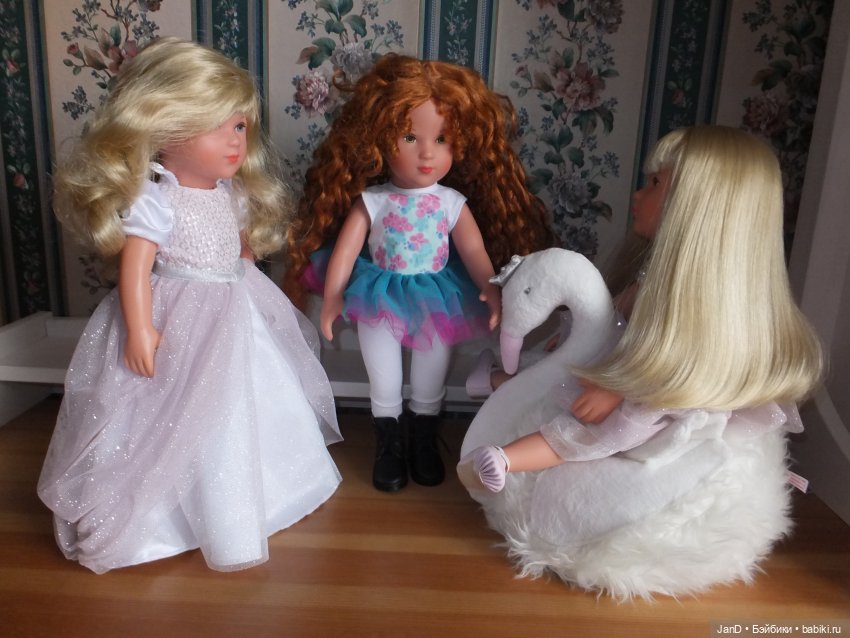 Käthe Kruse София и лебедь