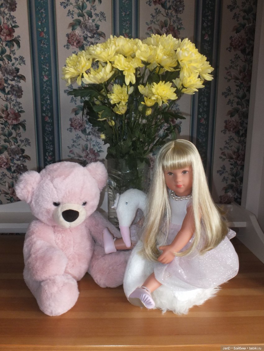 Käthe Kruse София и лебедь