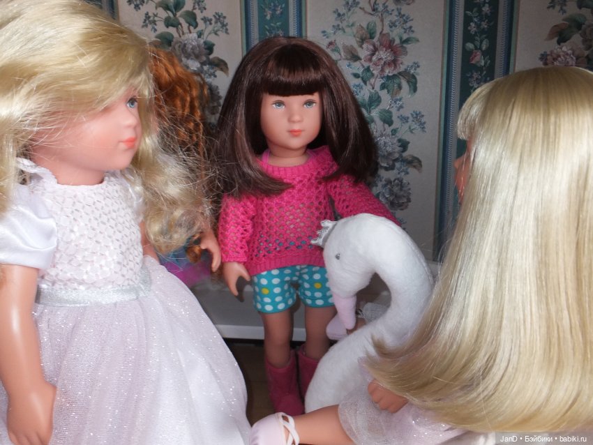 Käthe Kruse София и лебедь