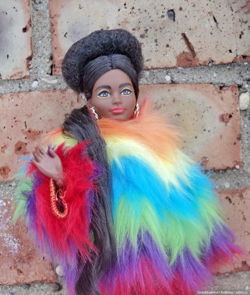 Подарок - сюрприз — Куклы Barbie (Барби): Looks