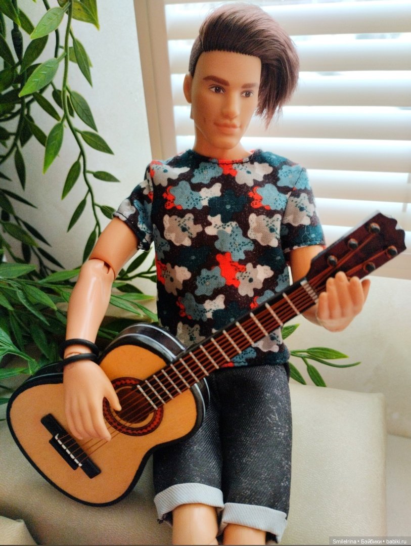 Изгиб гитары желтой ты обнимешь нежно (фото 5)