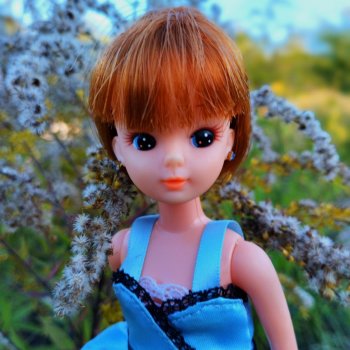 Дюймовочка