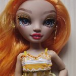 Meena Fleur Rainbow high