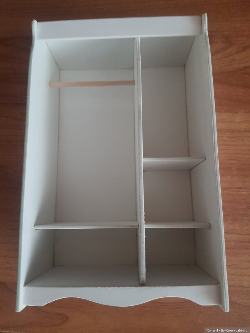 Розовый шкаф и кроватка — Мебель для кукол и домиков: фото (фото 3)